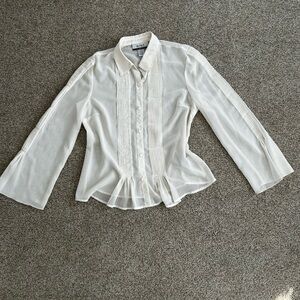Vintage Nine & Co white sheer blouse w pleated front & bell sleeves Size 10